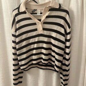 H&M Black and Cream Striped Women's Sweater